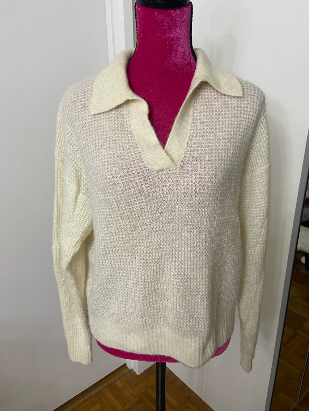 Everlane alpaca wool cream sweater small